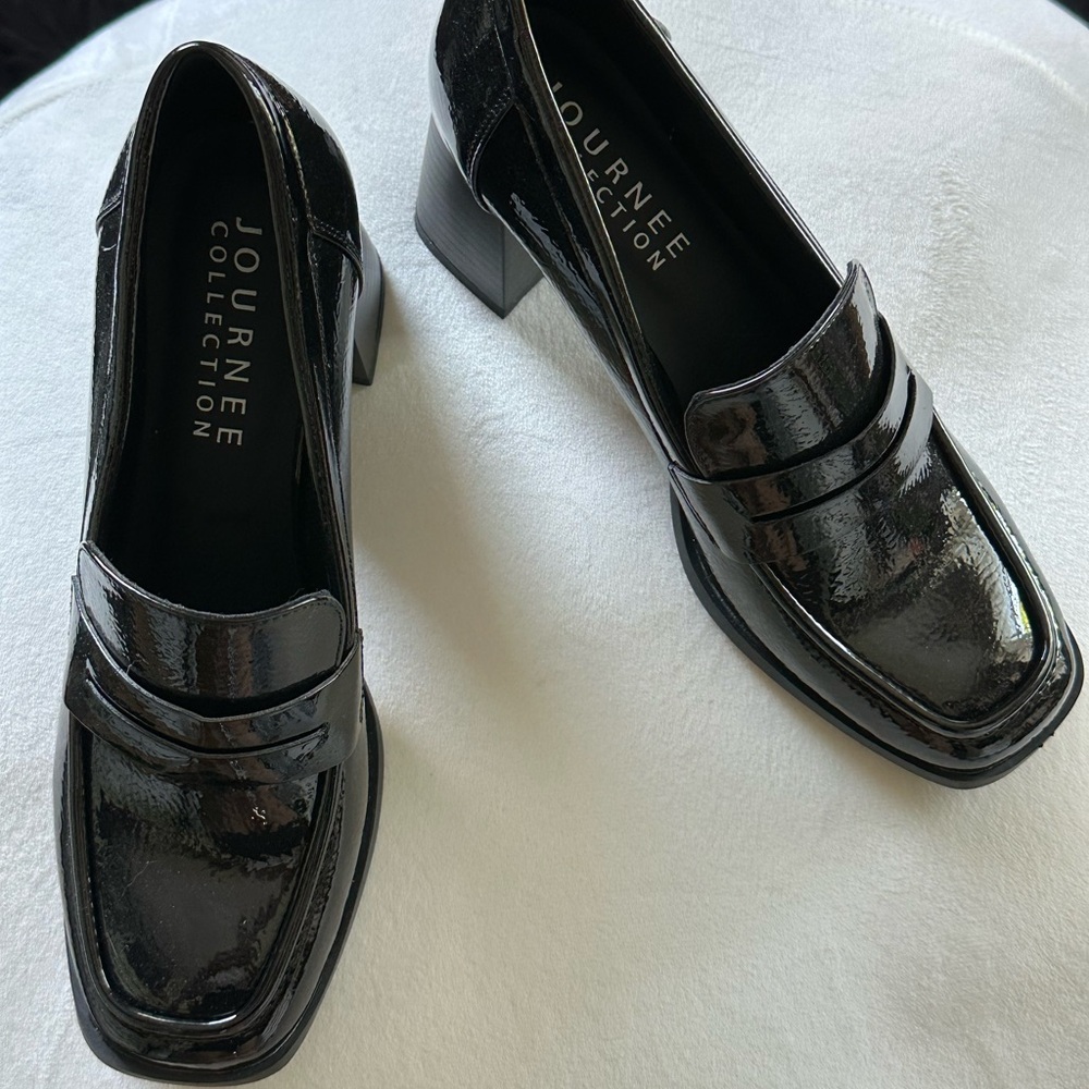 Journee Collection Black Patent Leather Flats